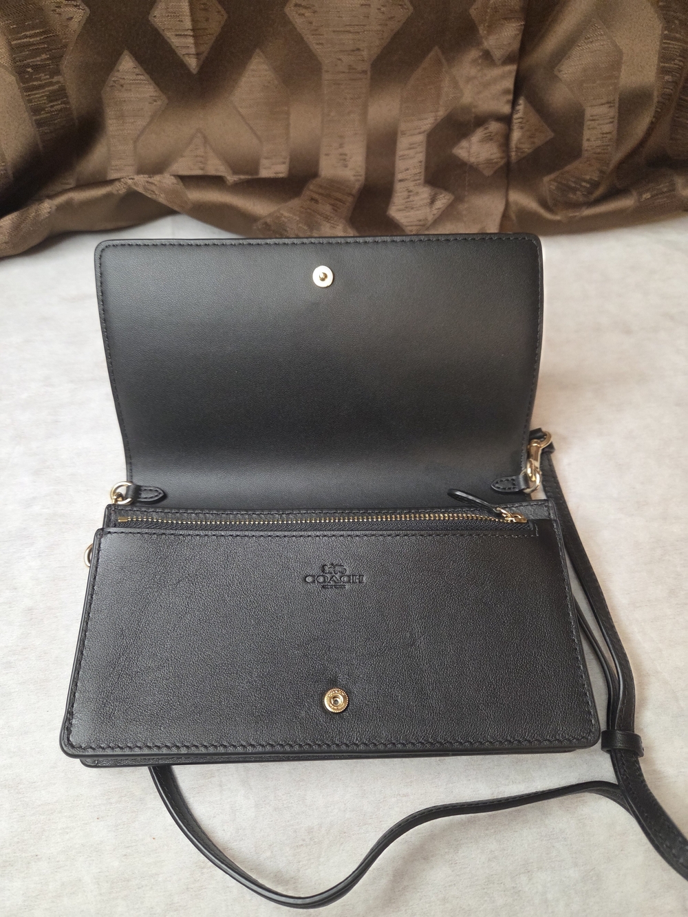 Coach Dark Brown Signature Crossbody Wallet with Black Strap-Strap Is Unbranded - Picture 2 of 13